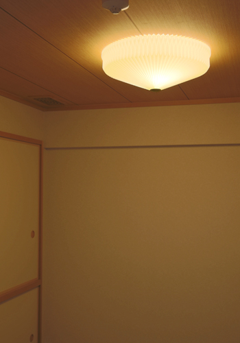 レクリントシーリングライト