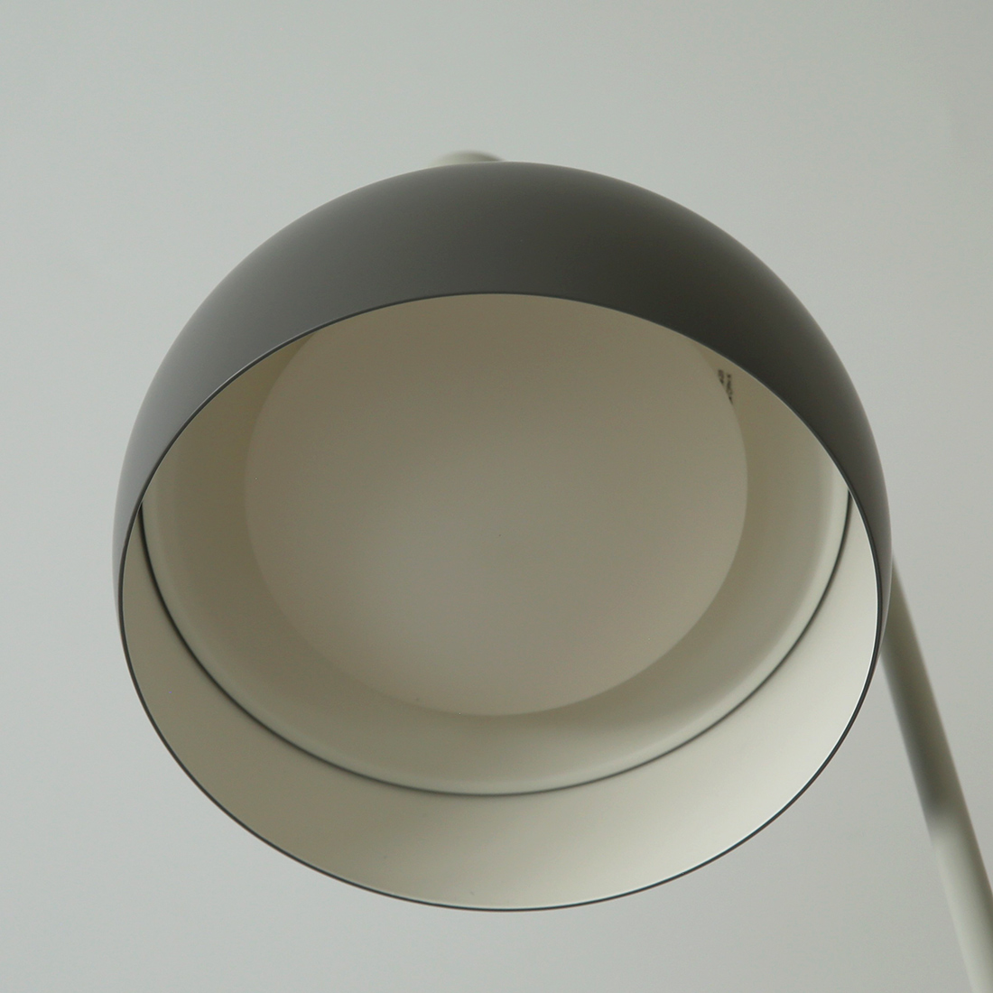 FJ Elements Table Lamp