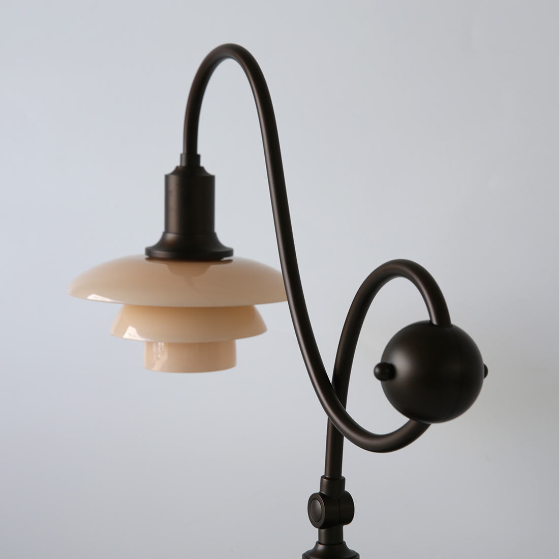 PH 1/1 Piano Table Lamp 支柱