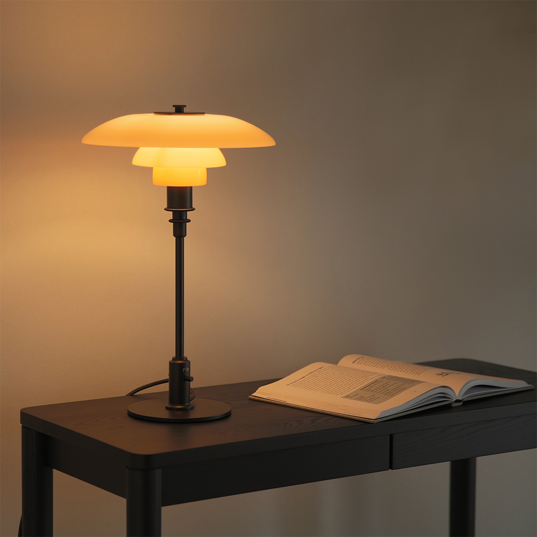 PH 3/2 Dusty Teracotta Table Lamp