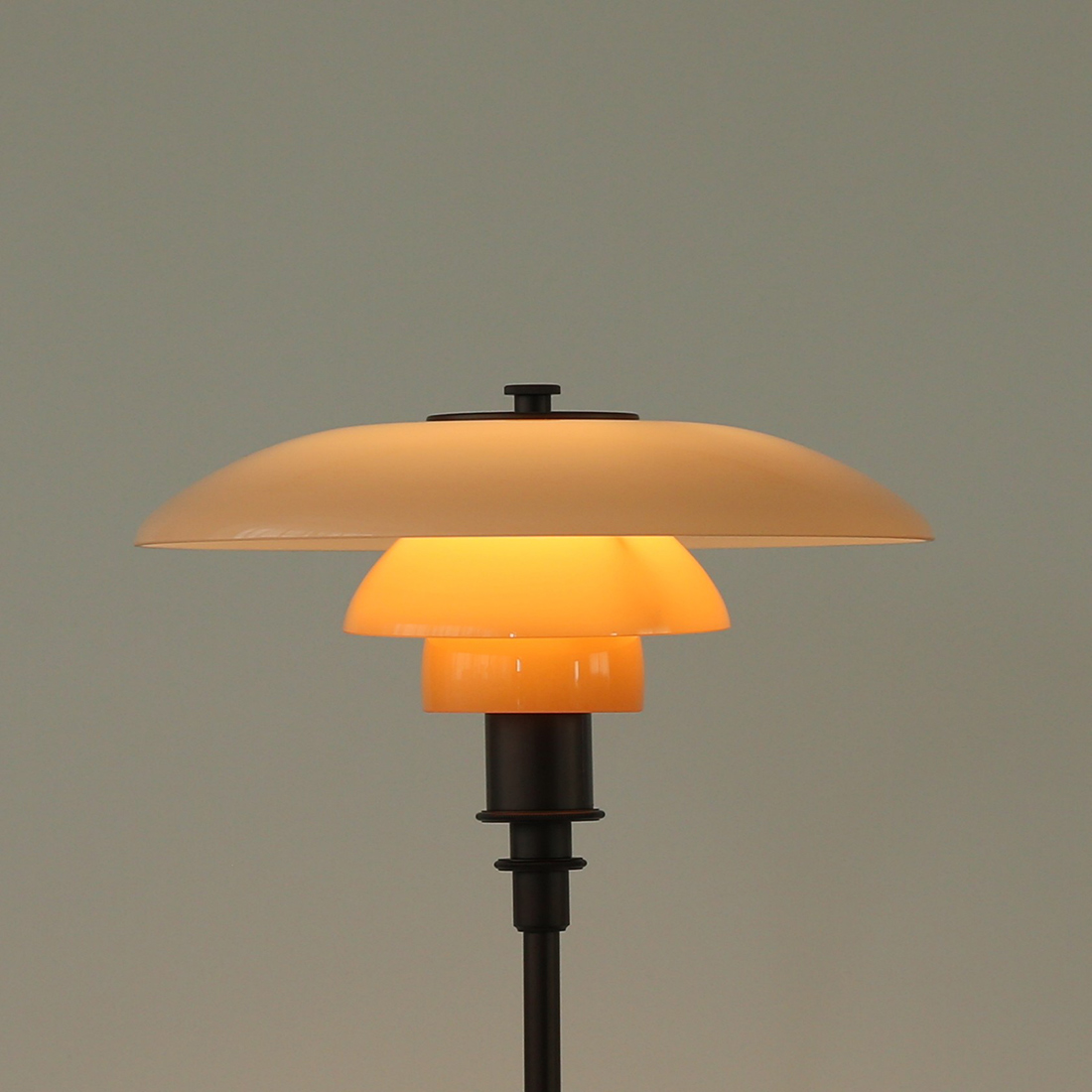PH 3/2 Dusty Teracotta Table Lamp