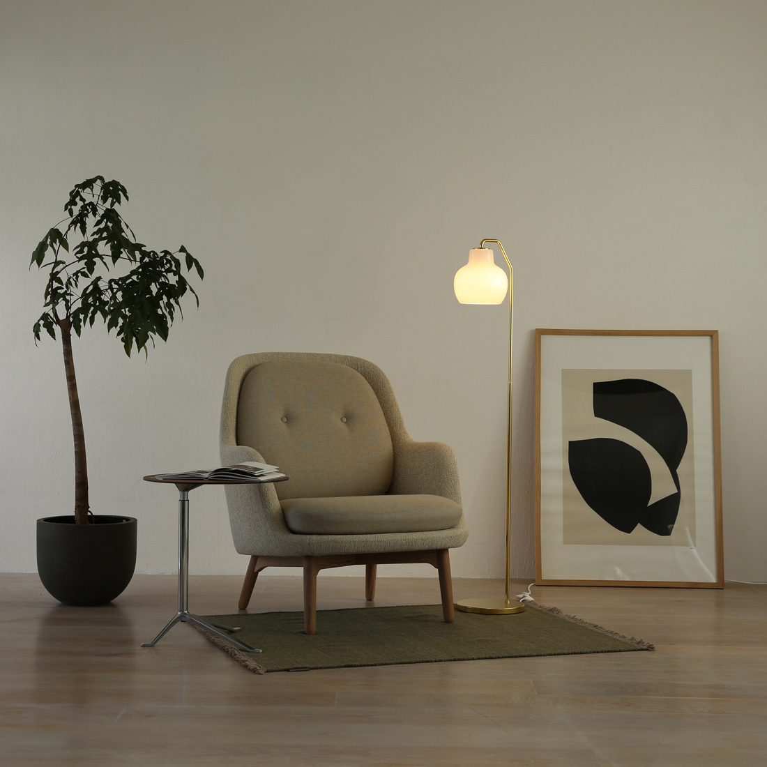 VL Ring Crown Floor Lamp