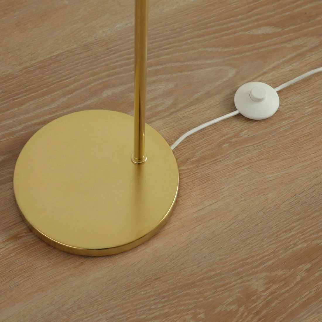 VL Ring Crown Floor Lamp