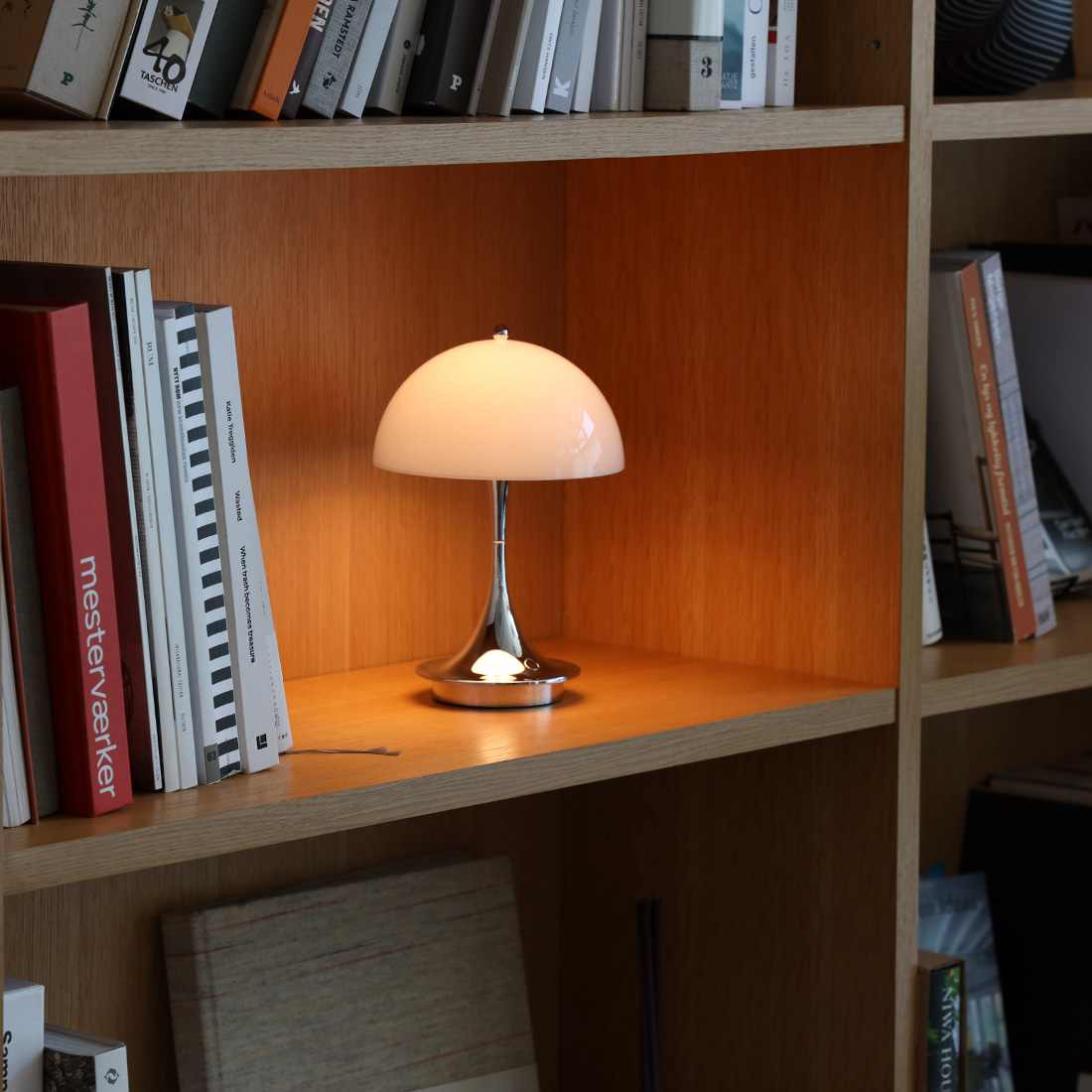 Panthella 160 Portable（パンテラ 160 ポータブル）