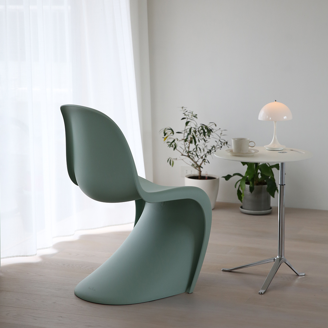 Panthella 160 Portable（パンテラ 160 ポータブル）