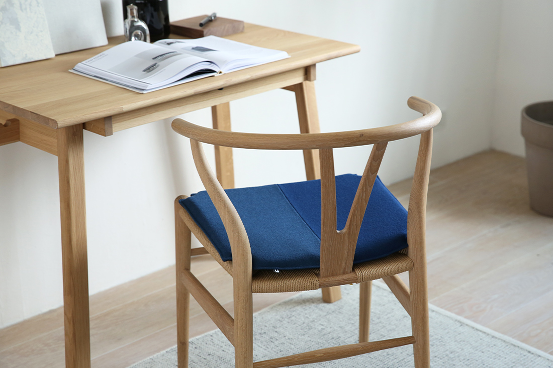 Yチェアシートクッション Yチェアとデスク