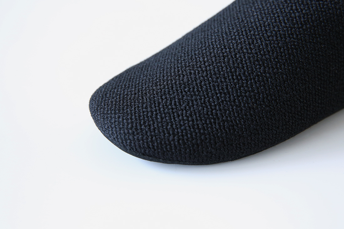 スリッパの甲表