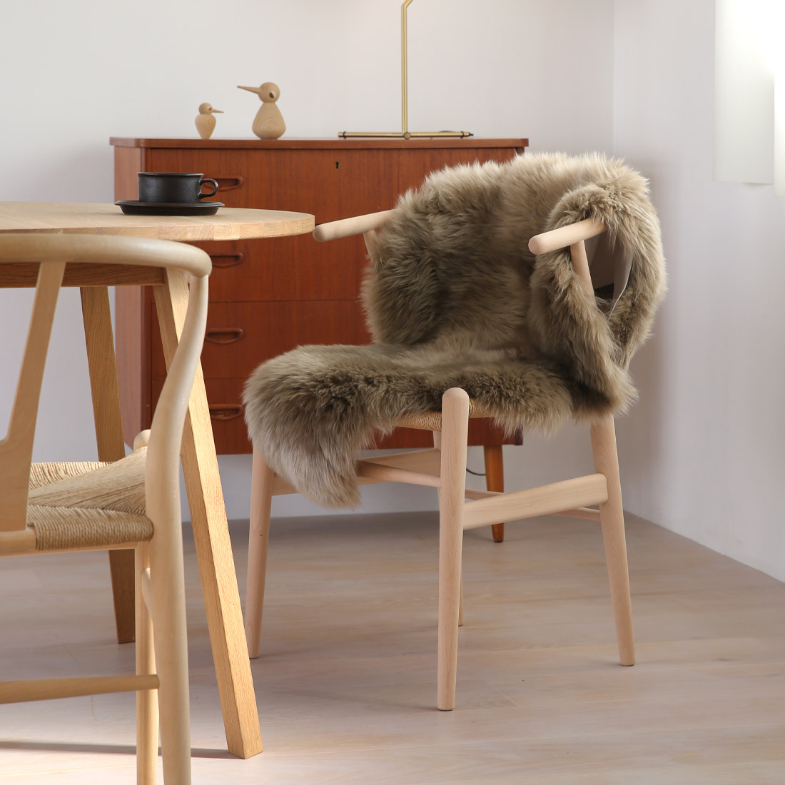 心地よい柔らかさと温かさ最高品質のシープスキン