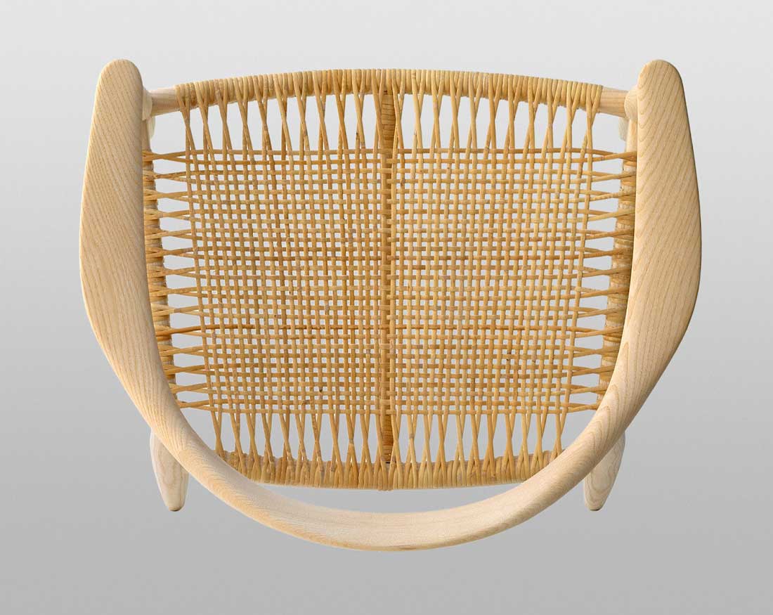 椅子の中の椅子「ザ・チェア」PP501