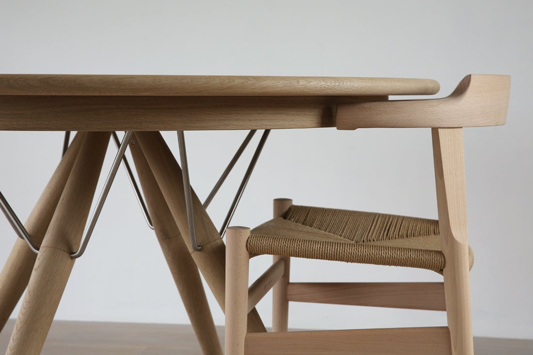 ウェグナーがたどり着いた究極のダイニングチェアPP58
