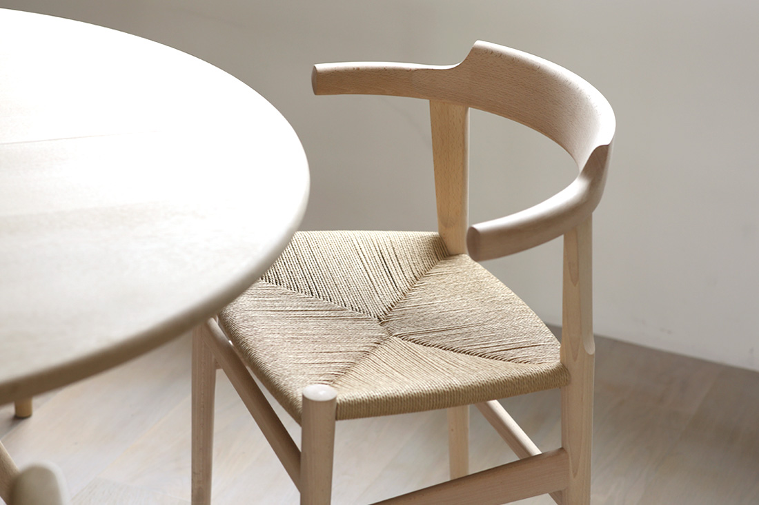 日々の暮らしに寄り添うダイニングチェアPP68