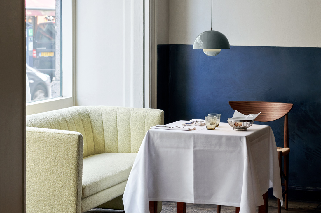 Flowerpot Pendant VP1