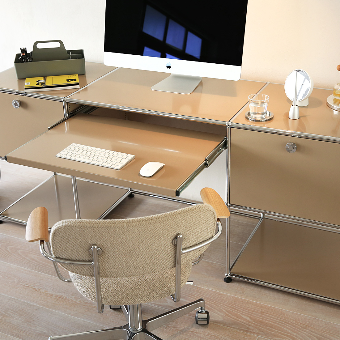 USM Haller デスク