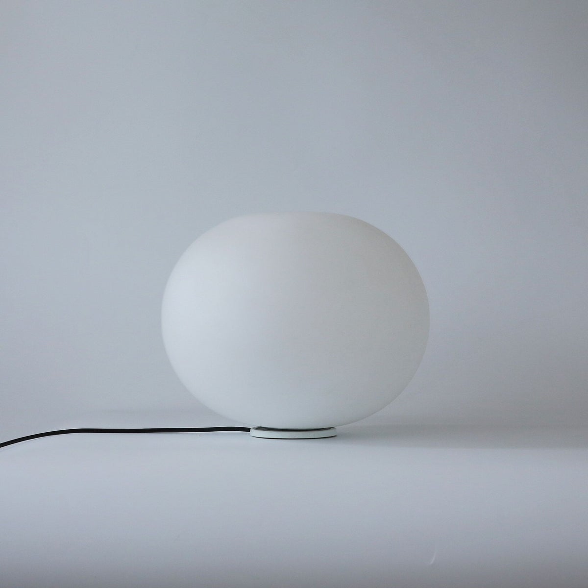 FLOS(フロス) / GLO-BALL　BASIC 1（グロボールベーシック1）