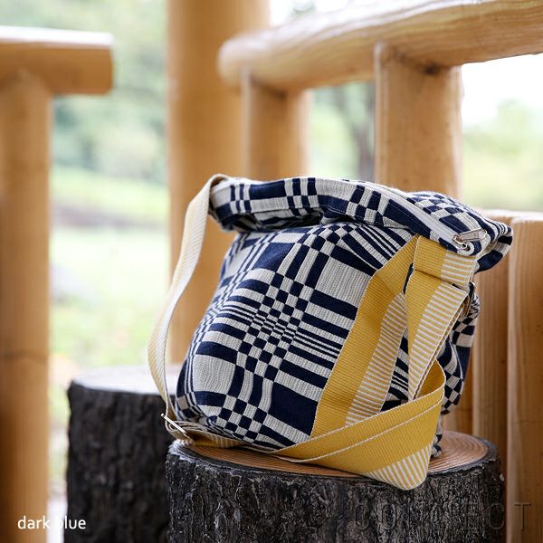 JOHANNA GULLICHSEN（ヨハンナ・グリクセン） テトラショルダー Doris