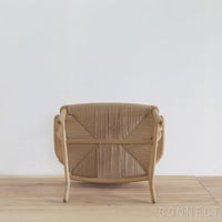 CARL HANSEN & SON（カール・ハンセン＆サン） / CH22 / オーク材・ソープ仕上げ / ラウンジチェア