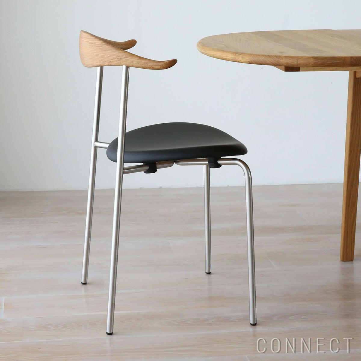  CARL HANSEN & SON（カール・ハンセン＆サン） / CH88P / オーク材・オイル仕上げ・ステンレス脚 / Thor 301 / ダイニングチェア