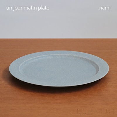 000000000861-01.jpg?size=m&w= 