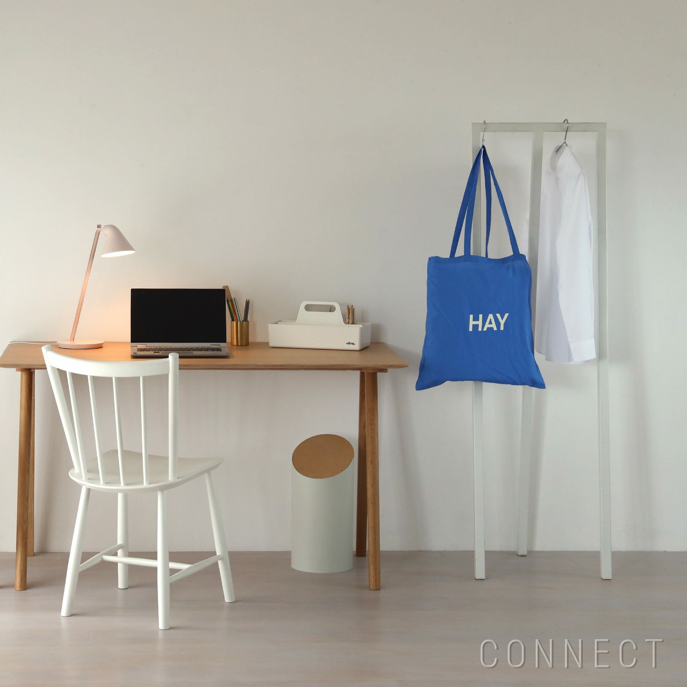 HAY（ヘイ） / LOOP STAND HALL（ハンガーラック） / ホワイト | CONNECT