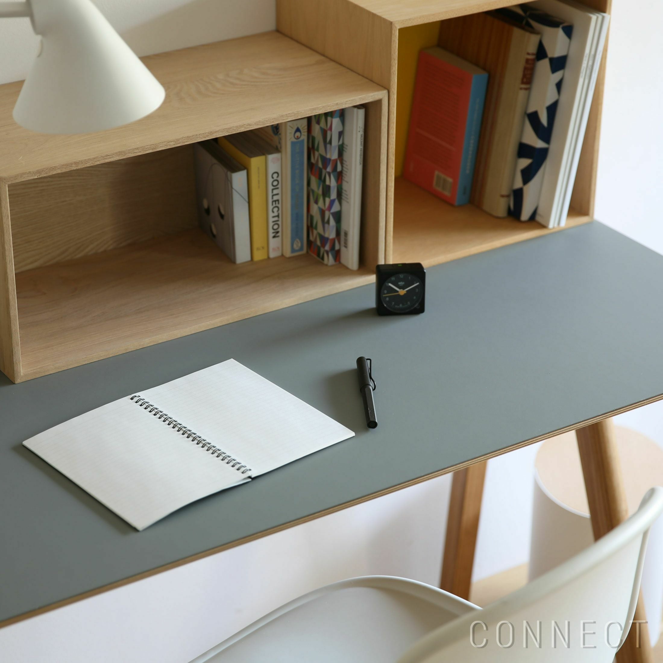 HAY（ヘイ） / CPH 90 DESK（デスク） / グレーリノリウム | CONNECT