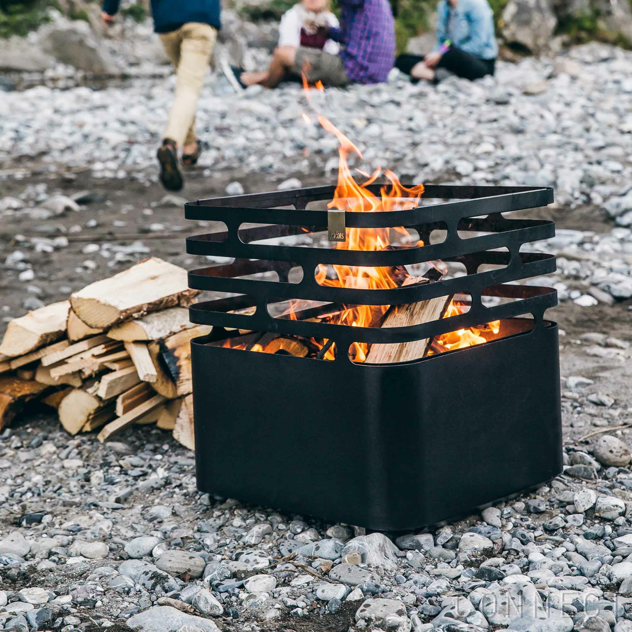 Hofats（ホーファッツ） / CUBE Fire basket black（キューブ