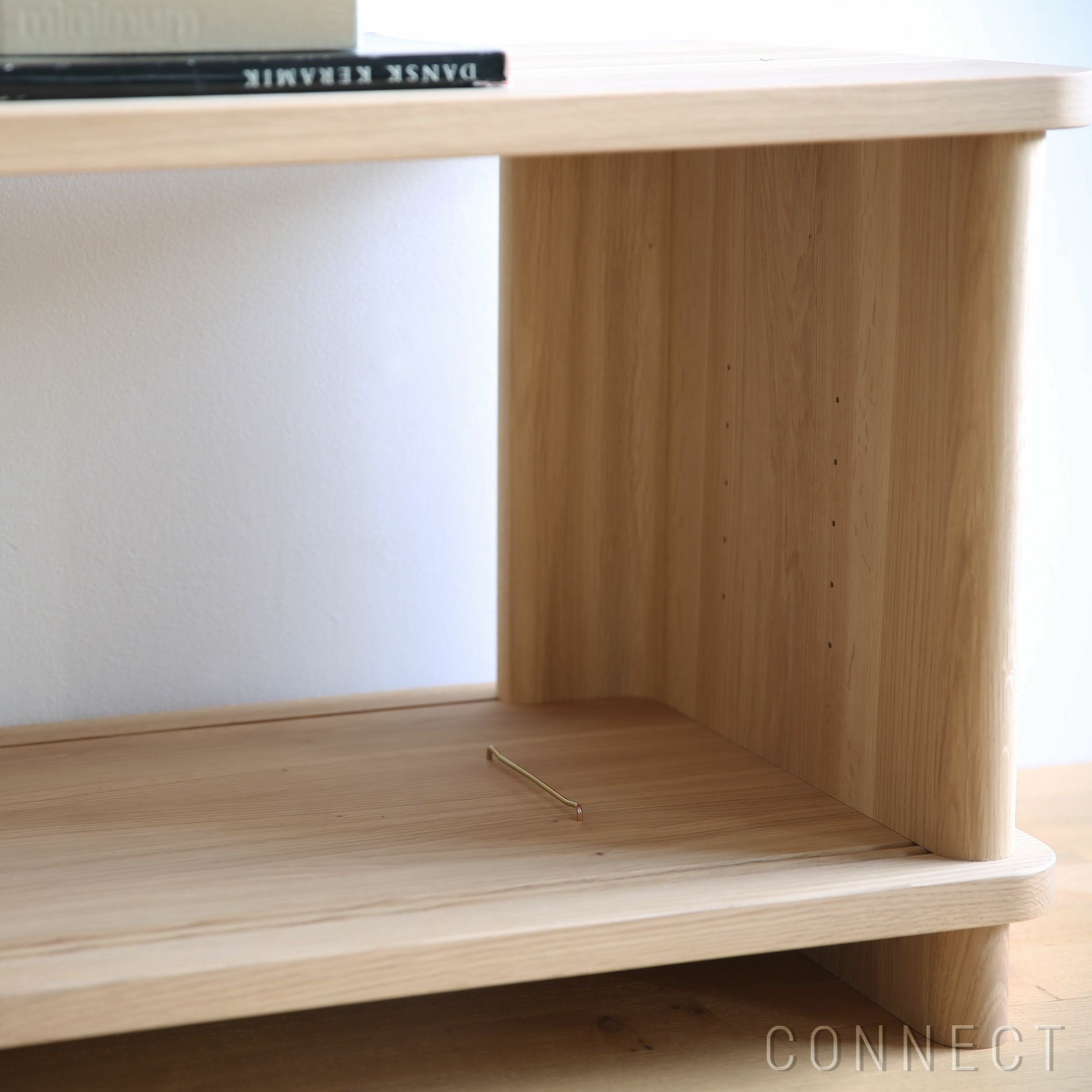 Karimoku New Standard（カリモク ニュースタンダード） / Prop TV