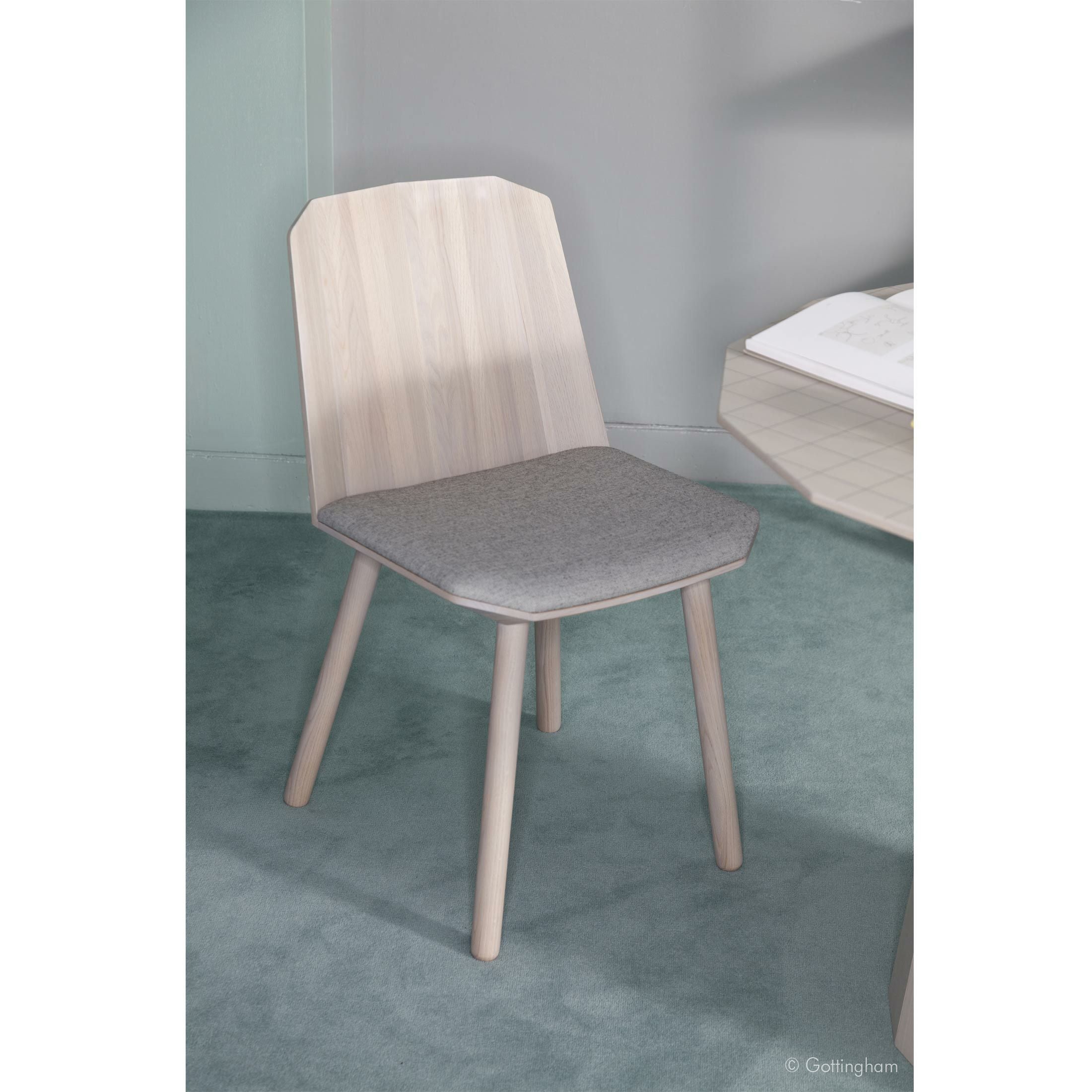 Karimoku New Standard（カリモク ニュースタンダード） / COLOUR WOOD