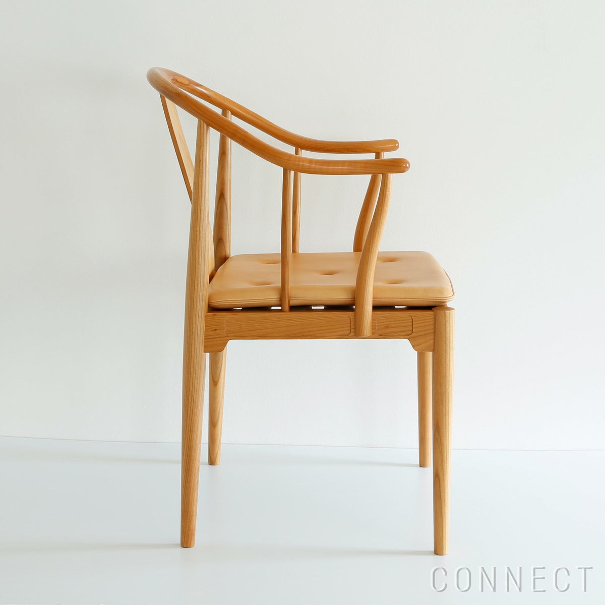FRITZ HANSEN（フリッツ・ハンセン） / CHINA CHAIR（チャイナチェア） / チェリー（ラッカー仕上げ） / シートクッション：ナチュラルレザー