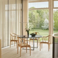 FRITZ HANSEN（フリッツ・ハンセン） / CHINA CHAIR（チャイナチェア） / チェリー（ラッカー仕上げ） / シートクッション：ナチュラルレザー