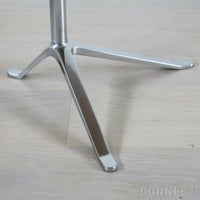 FRITZ HANSEN（フリッツ・ハンセン） / Little Friend（リトルフレンド） / KS11（丸天板・昇降式）/ オーク / ベース（ポリッシュ仕上げ） / サイドテーブル