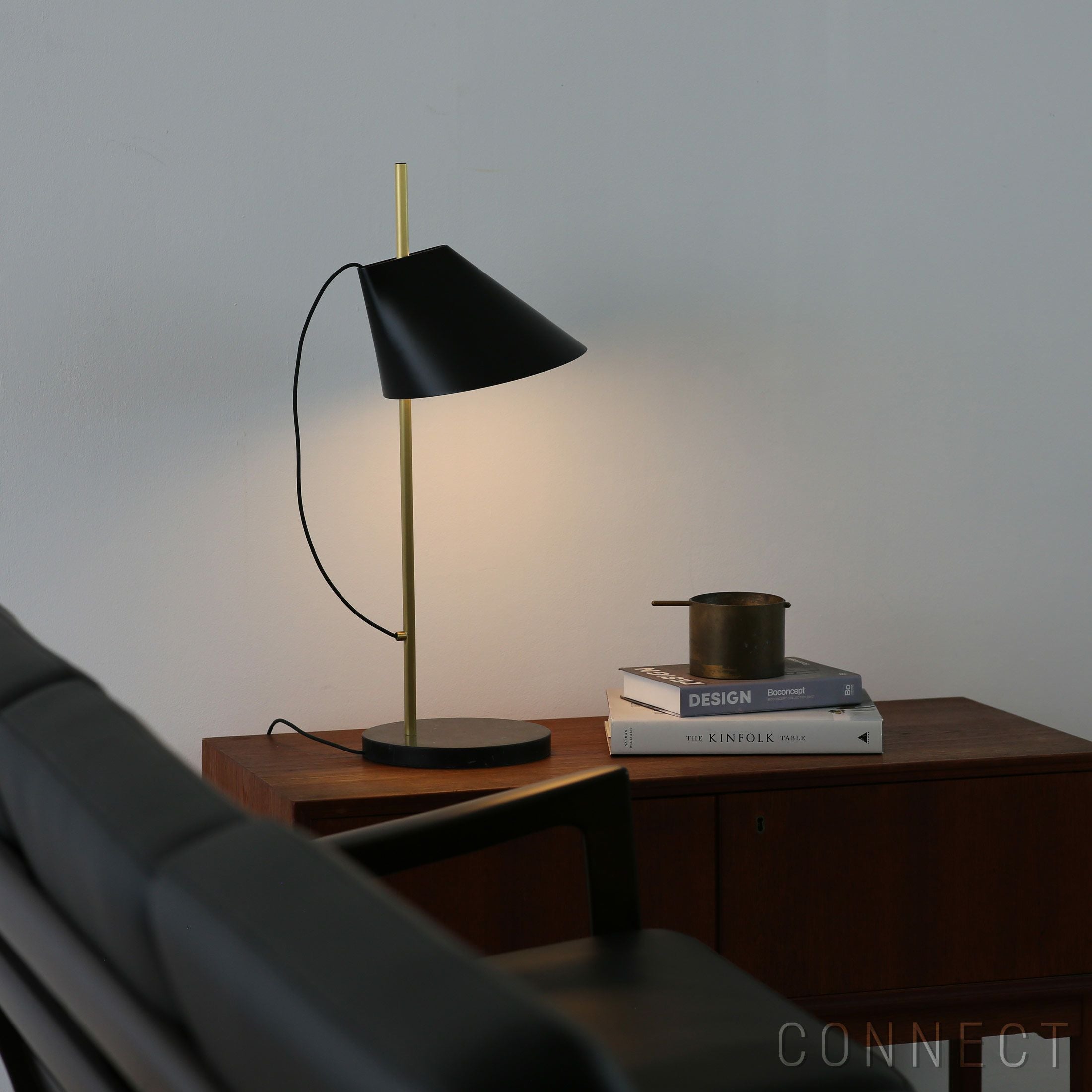 Louis Poulsen（ルイスポールセン） /Yuh（ユー）/ Table / 真鍮 | CONNECT