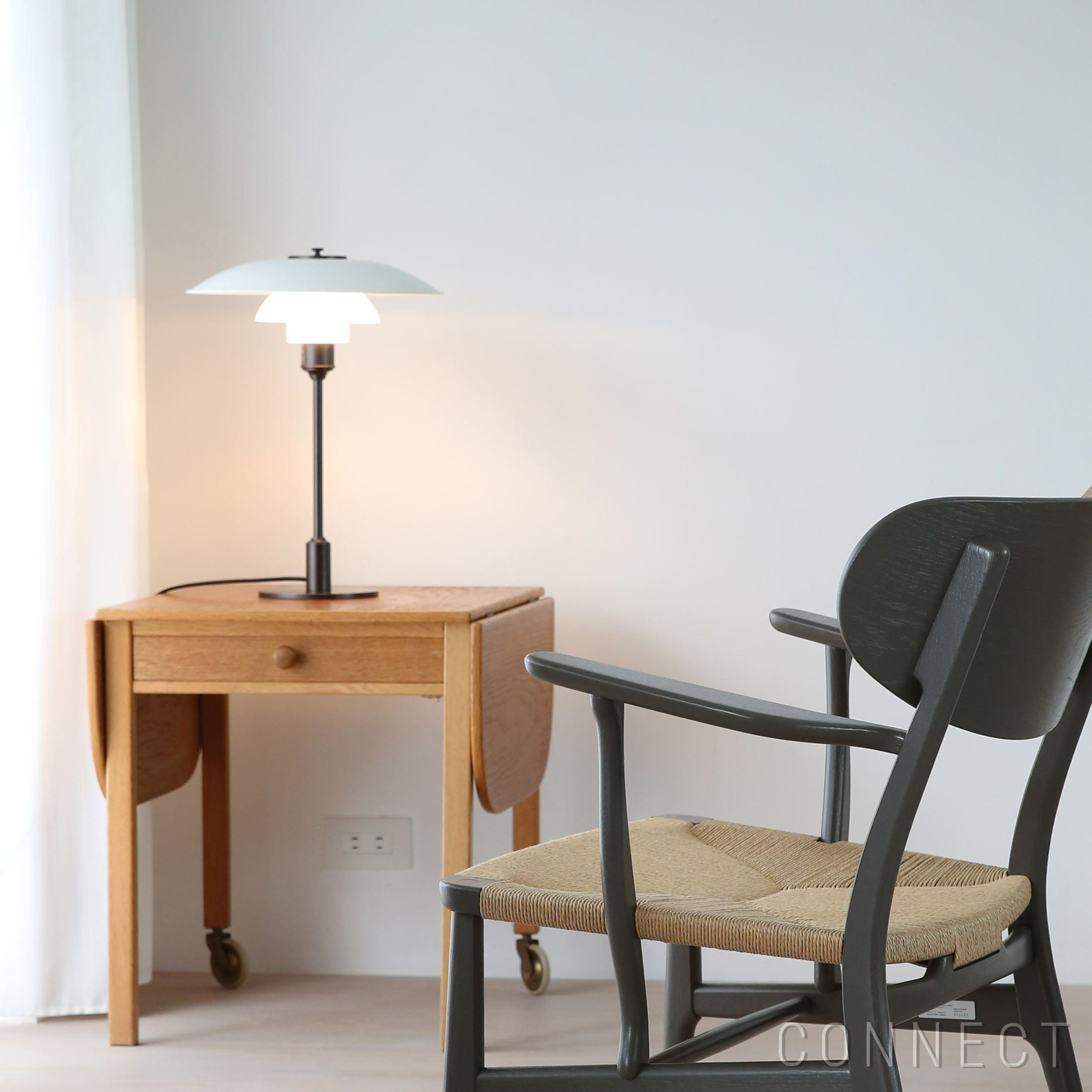 Louis Poulsen（ルイスポールセン） / PH 3 1/2-2 1/2 Table | CONNECT