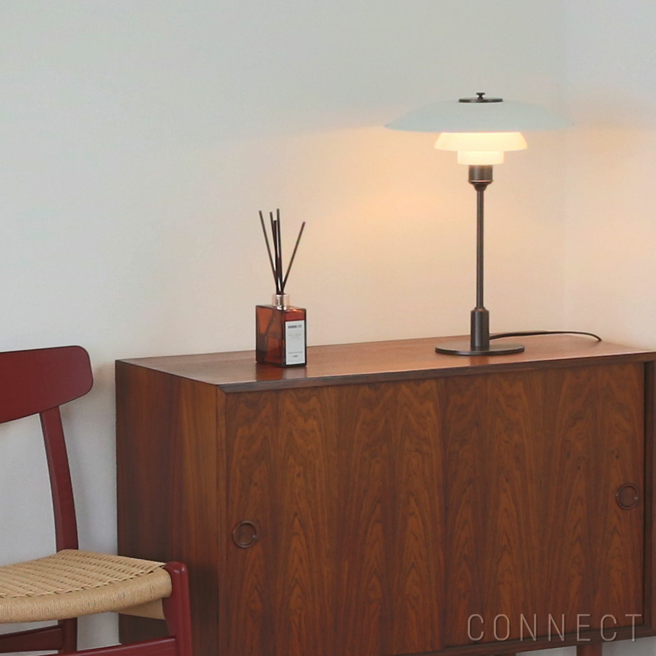Louis Poulsen（ルイスポールセン） / PH 3 1/2-2 1/2 Table | CONNECT