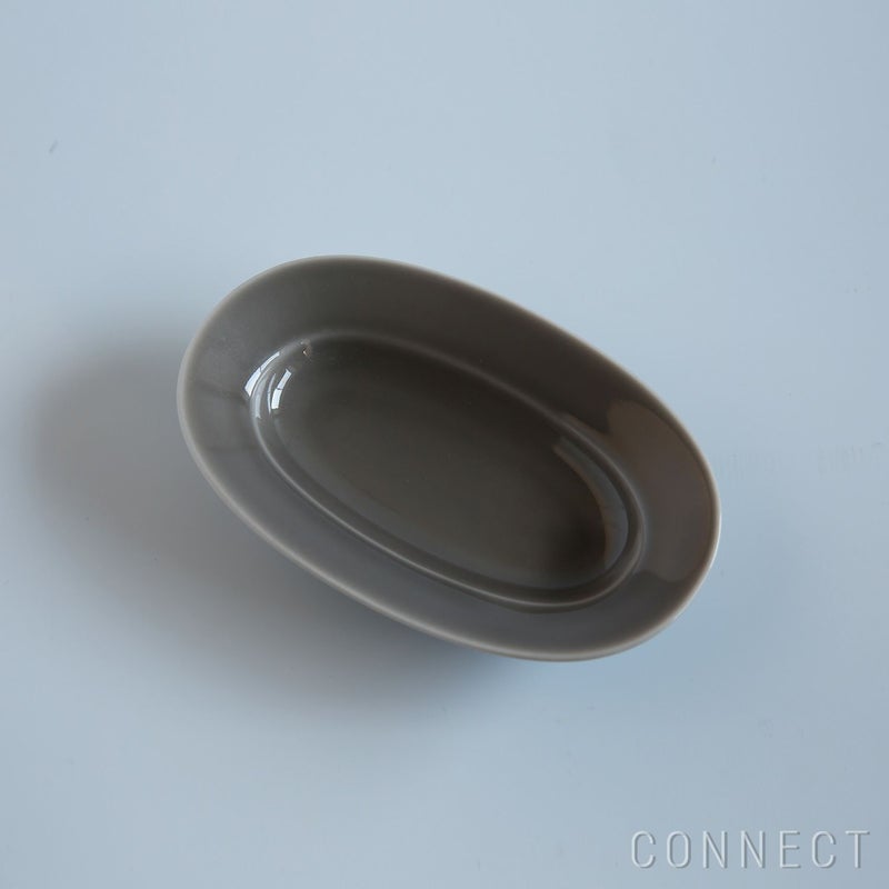 yumiko iihoshi porcelain （イイホシユミコ）/ Oval plate SS / オーバルプレート (mist beige)