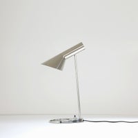 Louis Poulsen(ルイスポールセン) / AJ Mini Table（AJ ミニ テーブル） ポリッシュステンレス