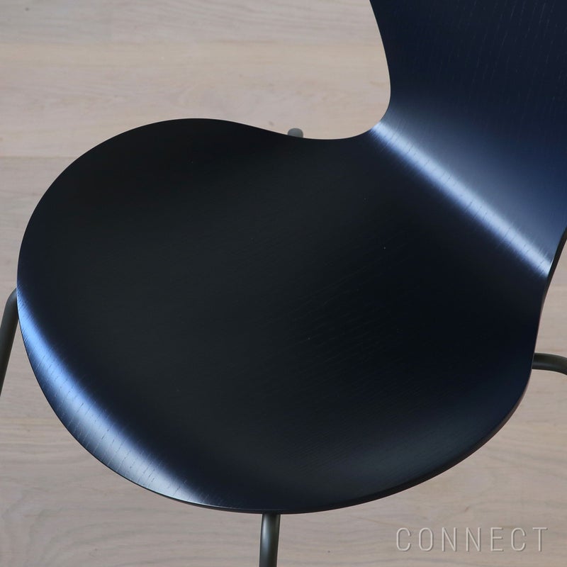 FRITZ HANSEN(フリッツ・ハンセン)/ SERIES 7（セブンチェア） / カラードアッシュ / ミッドナイトブルー