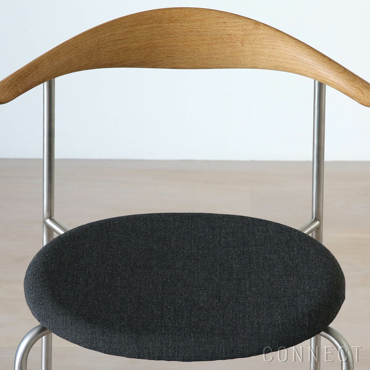 CARL HANSEN & SON（カール・ハンセン＆サン） / CH88P / オーク材・ソープ仕上げ・Remix 173 / ダイニングチェア