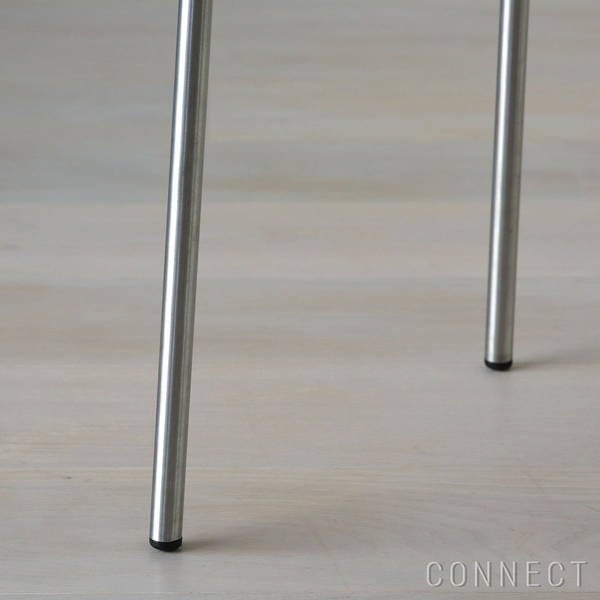 CARL HANSEN & SON（カール・ハンセン＆サン） / CH88P / オーク材・ソープ仕上げ・Remix 173 / ダイニングチェア