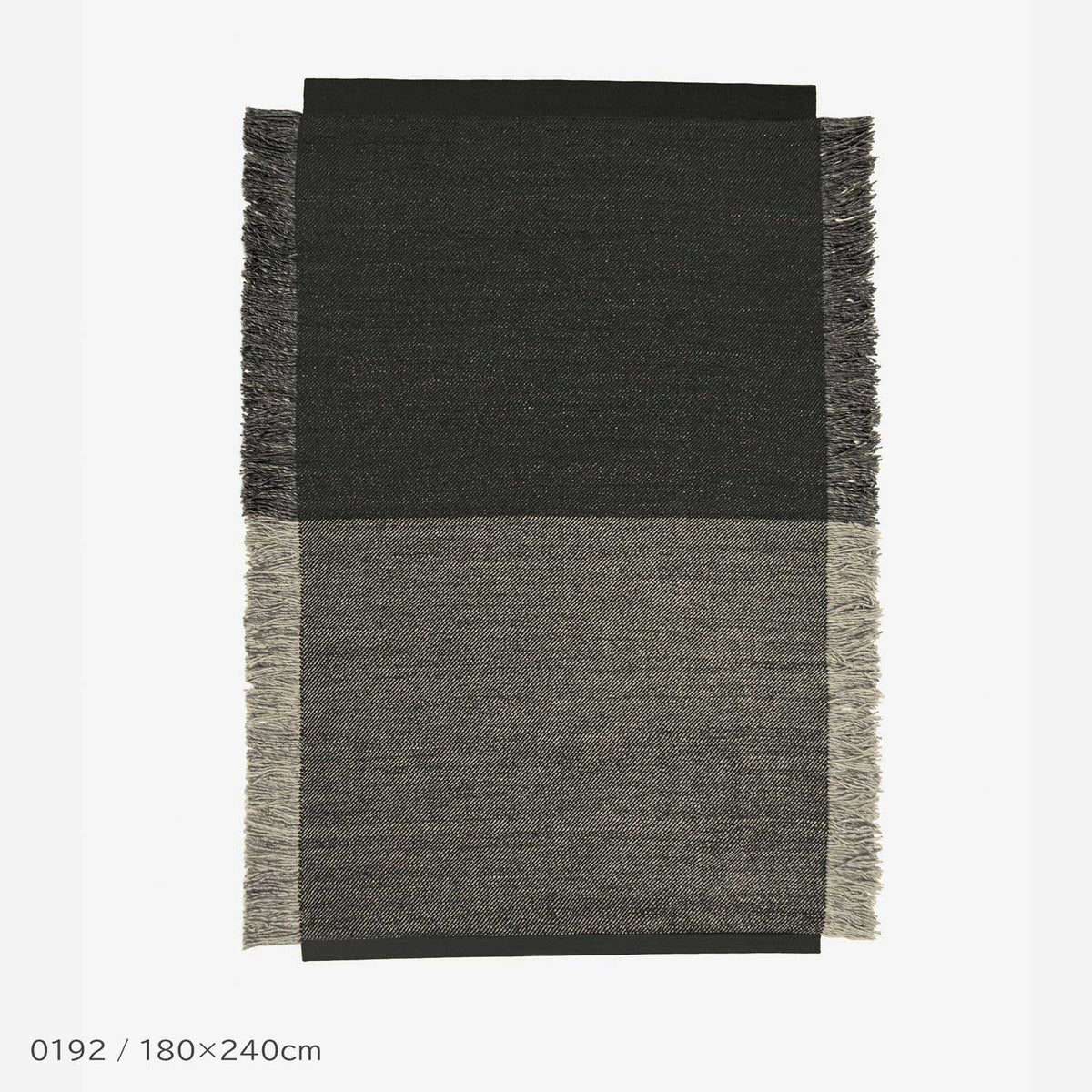 Kvadrat（クヴァドラ） / Fringe（フリンジ） / 20033（180cm×240cm） / ラグ