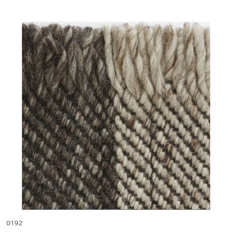 Kvadrat（クヴァドラ） / Fringe（フリンジ） / 20033（200cm×300cm） / ラグ