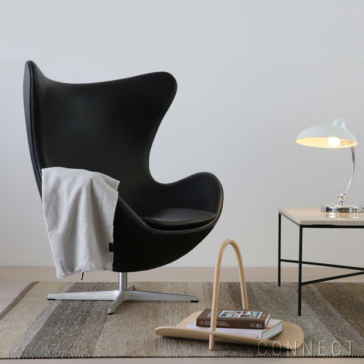 FRITZ HANSEN（フリッツ・ハンセン） / EGG（エッグチェア） / ラウンジチェア / Essential Leather（エッセンシャルレザー） / ブラック