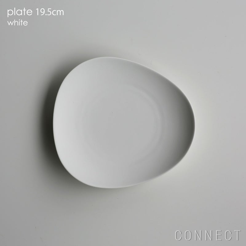 yumiko iihoshi porcelain （イイホシユミコ） / SHIONARI（シオナリ） / plate（プレート） 19.5cm / ホワイト
