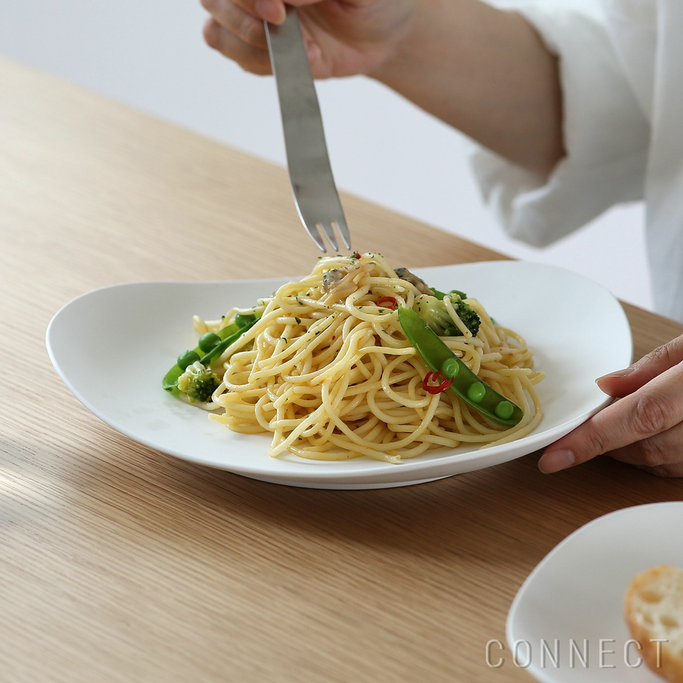 yumiko iihoshi porcelain （イイホシユミコ） / SHIONARI（シオナリ