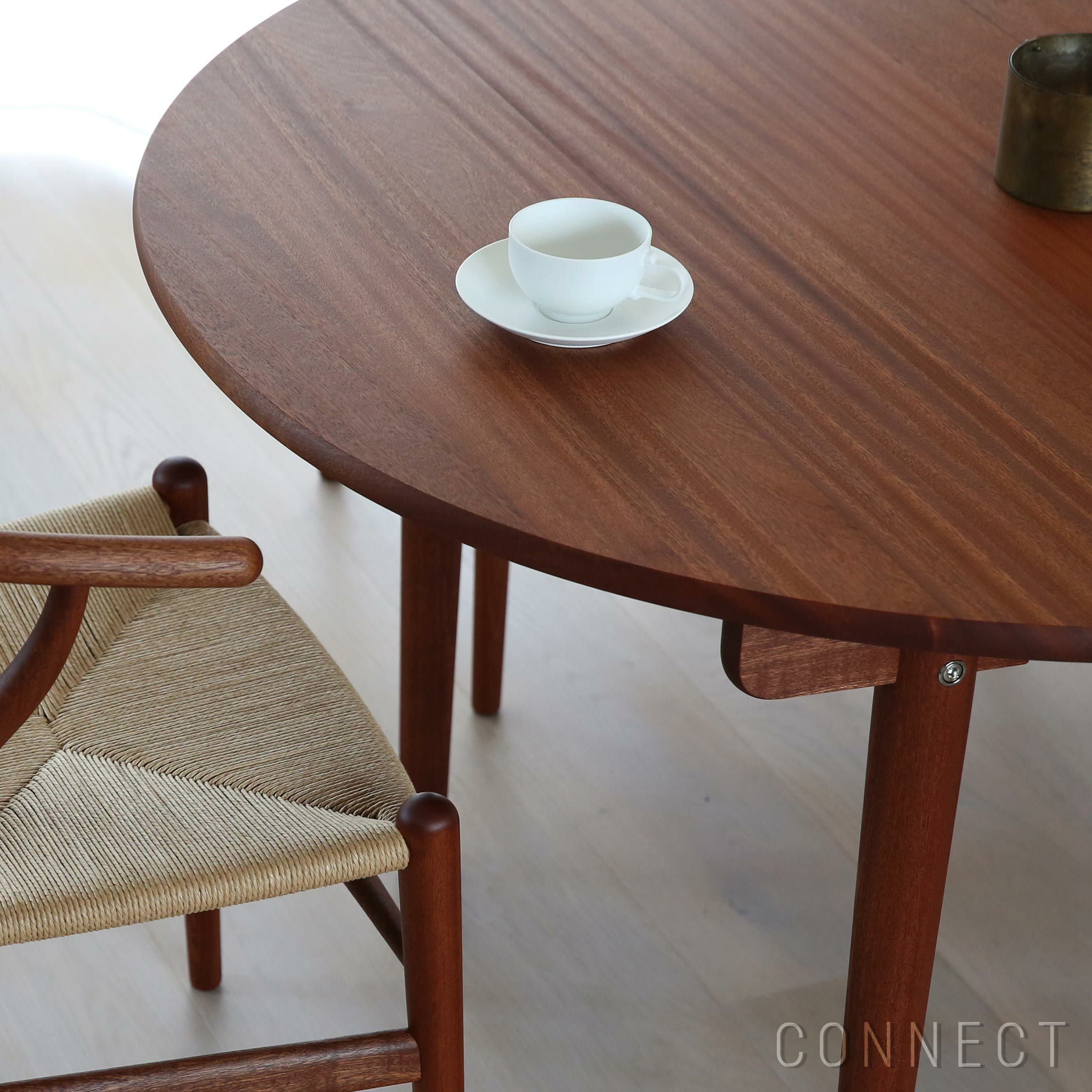 CARL HANSEN & SON（カール・ハンセン＆サン）CH338 ダイニング