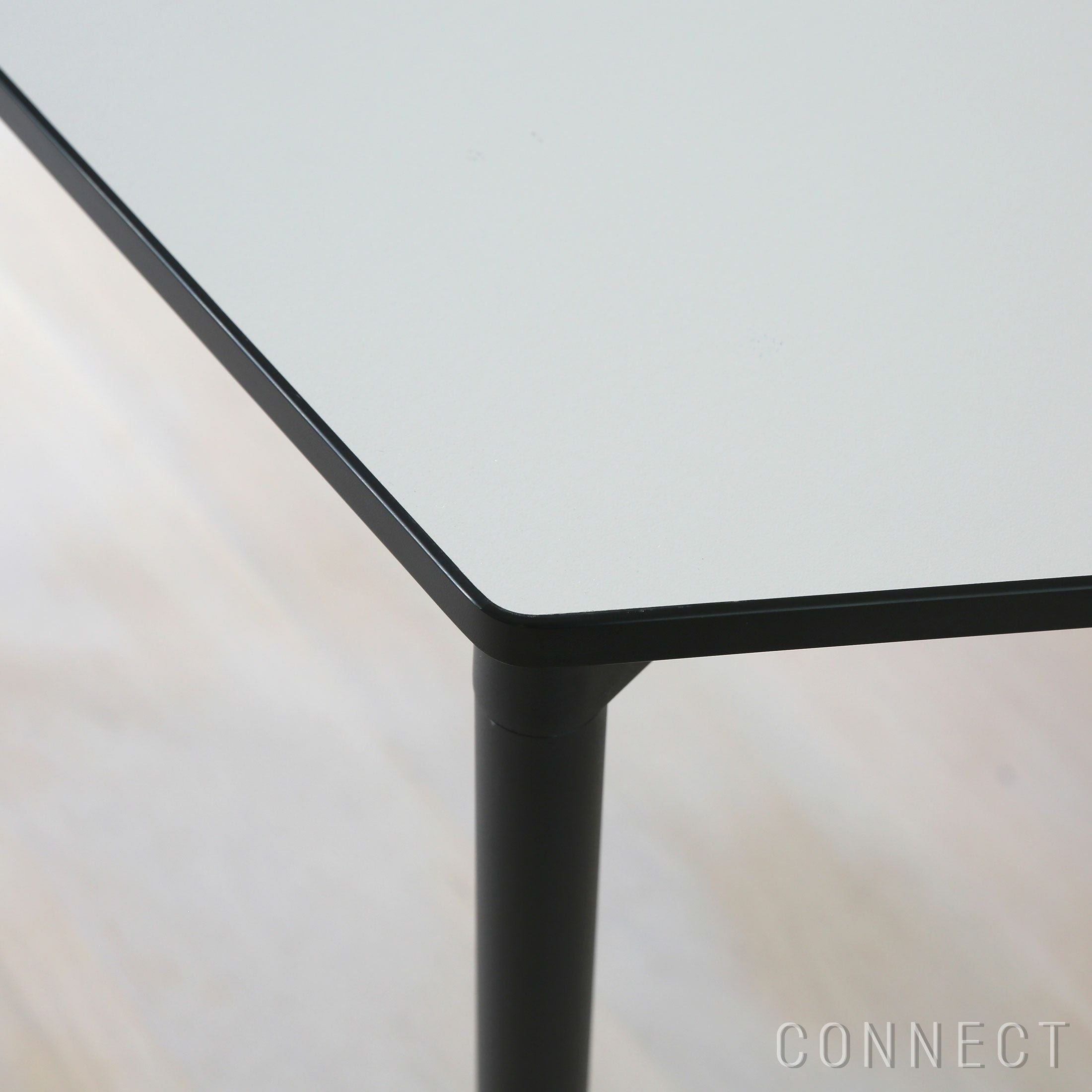 Vitra（ヴィトラ） / Map Table（マップテーブル）台形 W1500