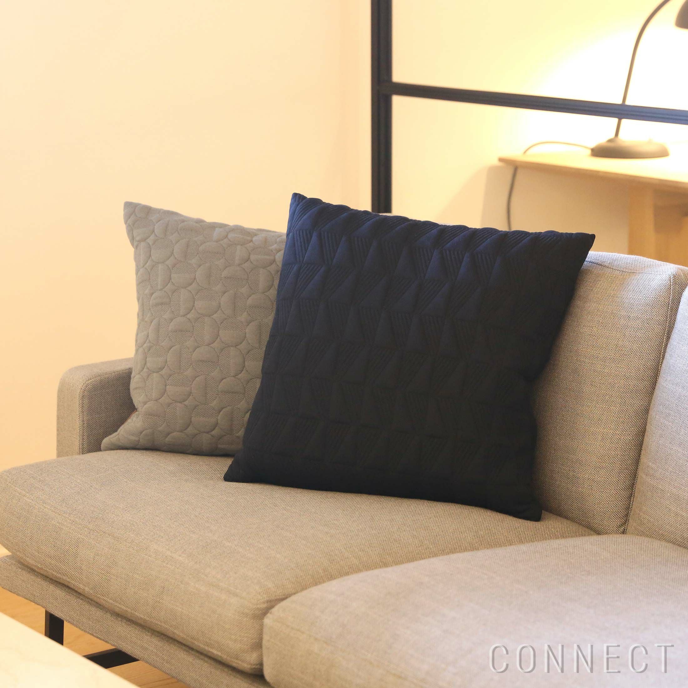 FRITZ HANSEN（フリッツ・ハンセン） / AJ CUSHION（アルネ