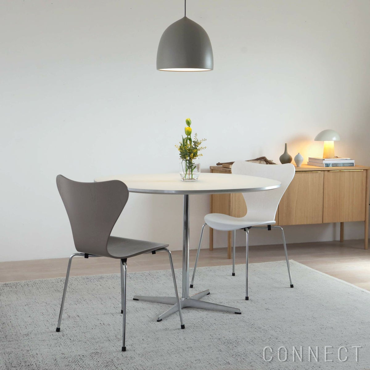 FRITZ HANSEN（フリッツ・ハンセン） / TABLE SERIES（テーブルシリーズ）A603 / スーパー円テーブル / ホワイト / クローム脚