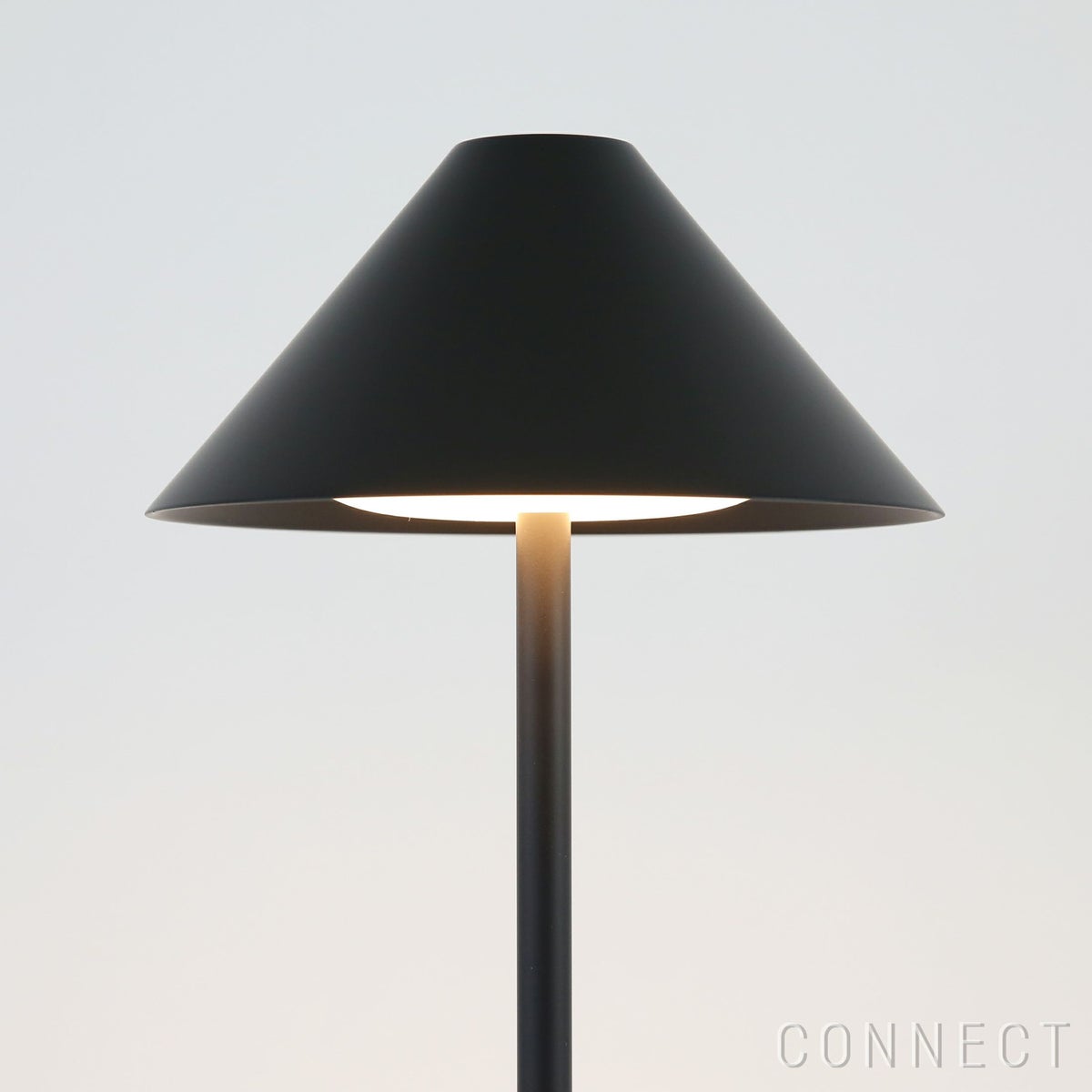 Louis Poulsen（ルイスポールセン） / Keglen Table（カイレン テーブル） / テーブルランプ