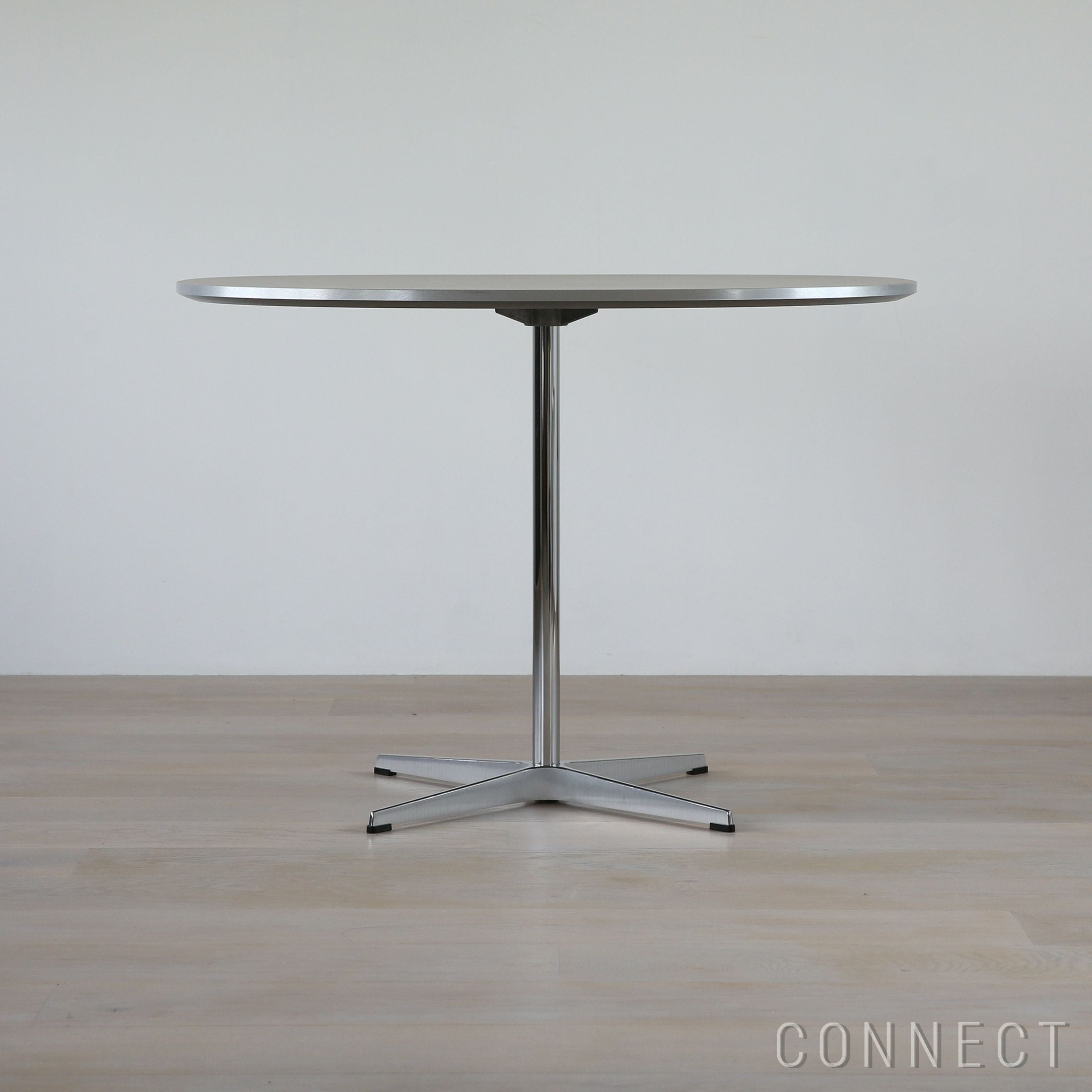 ダイニングルームCP対象】FRITZ HANSEN（フリッツ・ハンセン） / TABLE