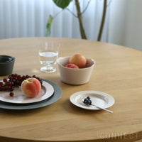 yumiko iihoshi porcelain （イイホシユミコ） / unjour （アンジュール） / gouter ソーサー / サクラ-クモ